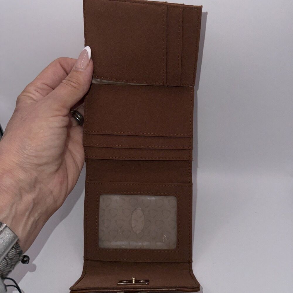 Liz Claiborne Vtg Trifold Cognac Brown Leather VTG Wallet - Picture 3 of 6
